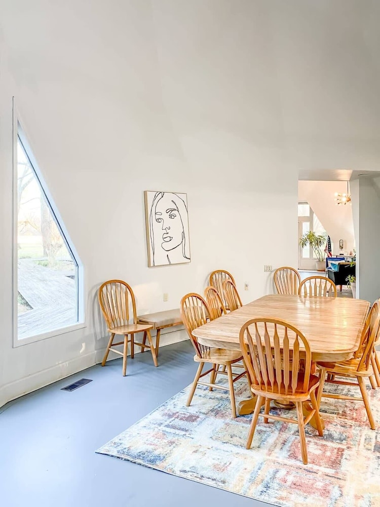 Bell Circle Eccentric Geodesic Dome-home