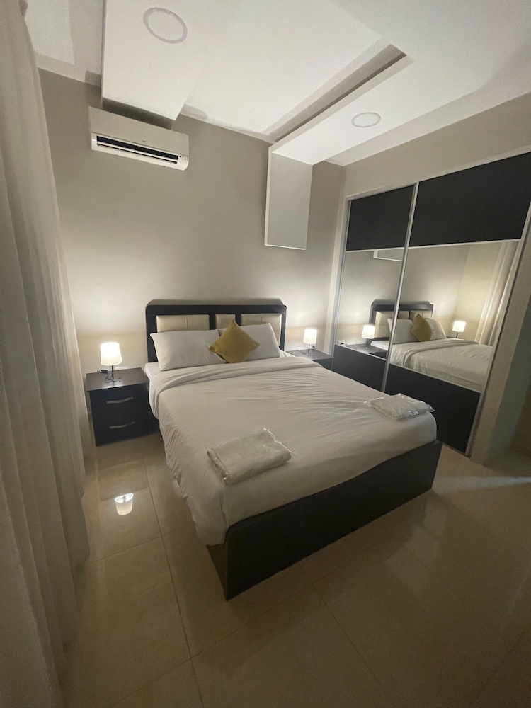 Charming Amman Apartent With City Views