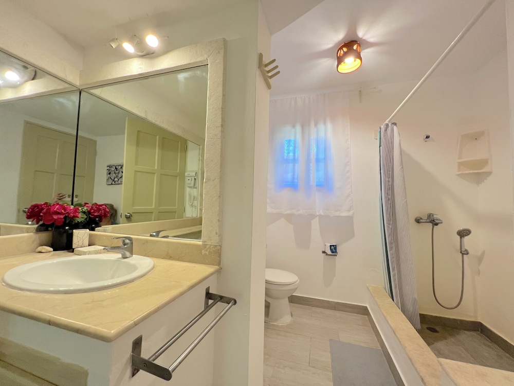 TROPICAL VILLAS playa LOS CORALES