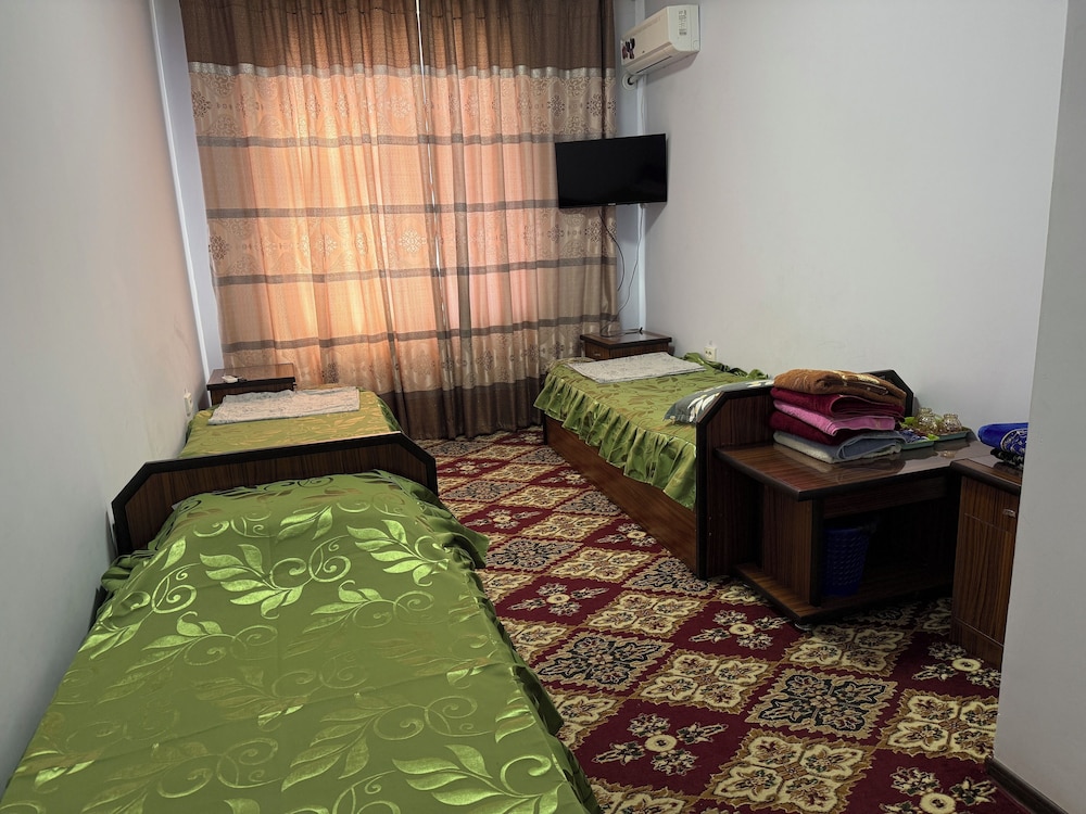 Mamnun Hotel