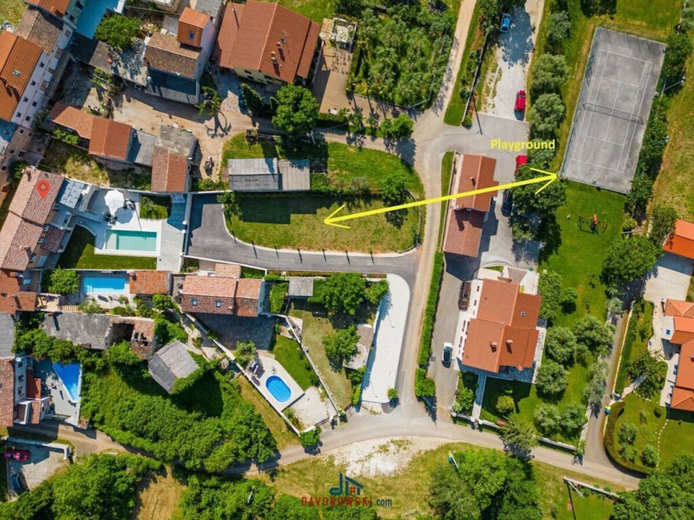 Grande Comfortable Holiday Residence view 5
