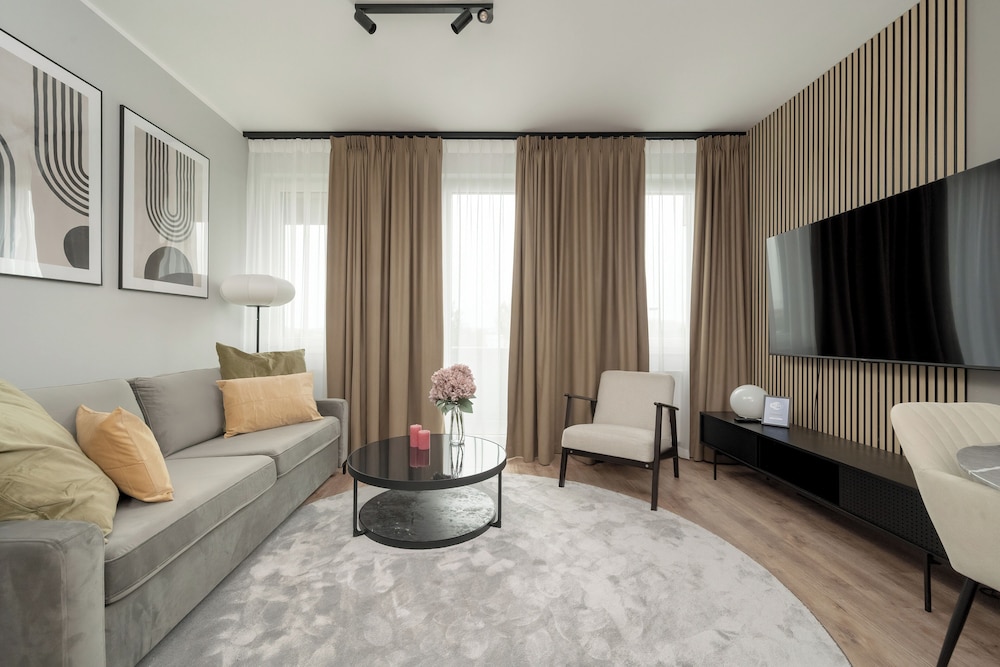 Air Conditioned Apartment by Renters