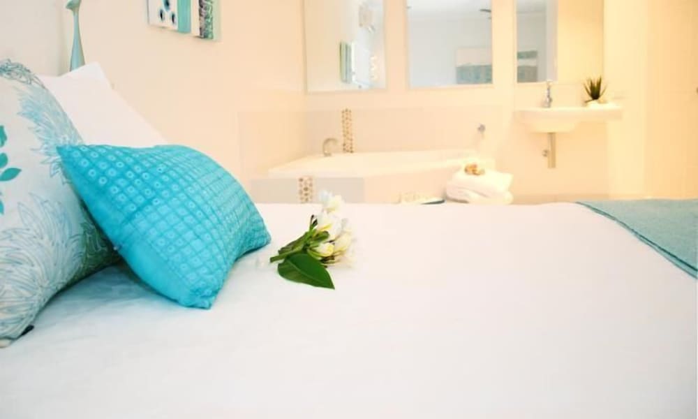 Urangan Vacations - Barooga On Pier - Property Image 3