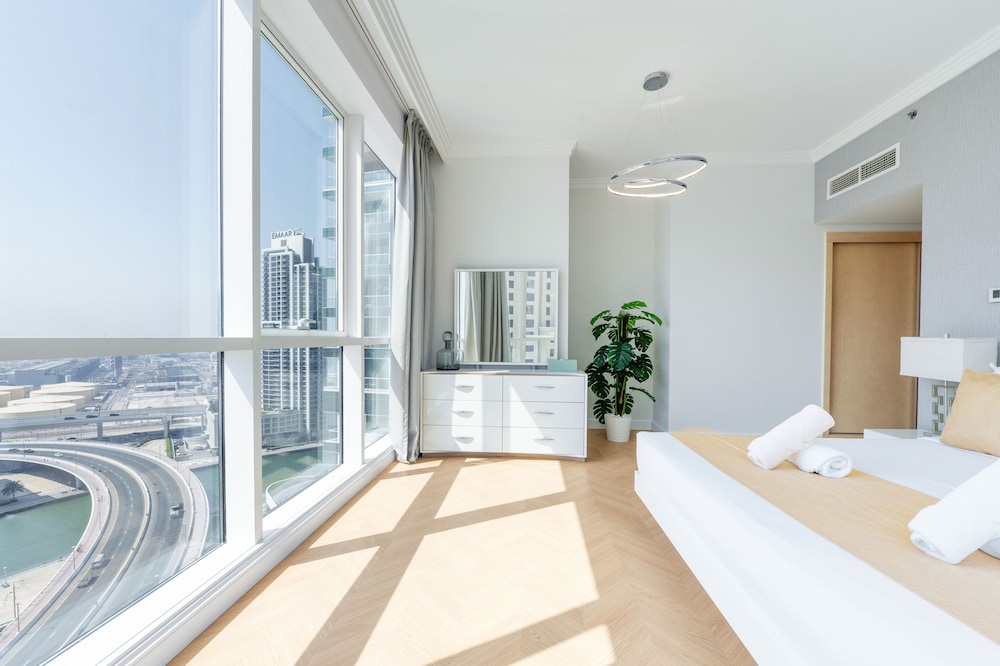 Al Bateen Ultra Luxe 5BR I Private Beach