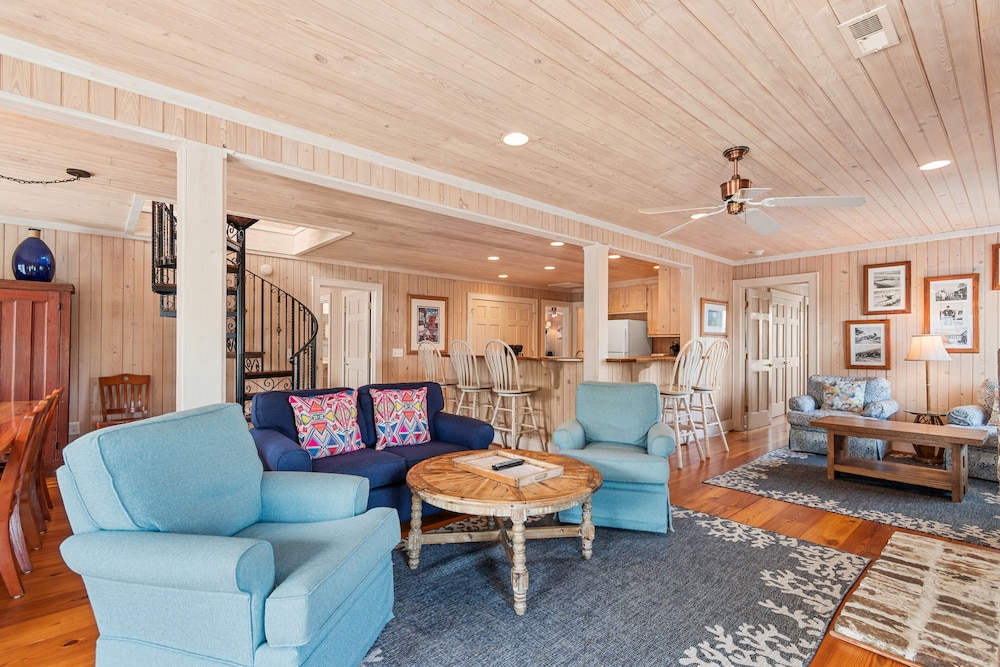 Lachicotte Vacation Rentals