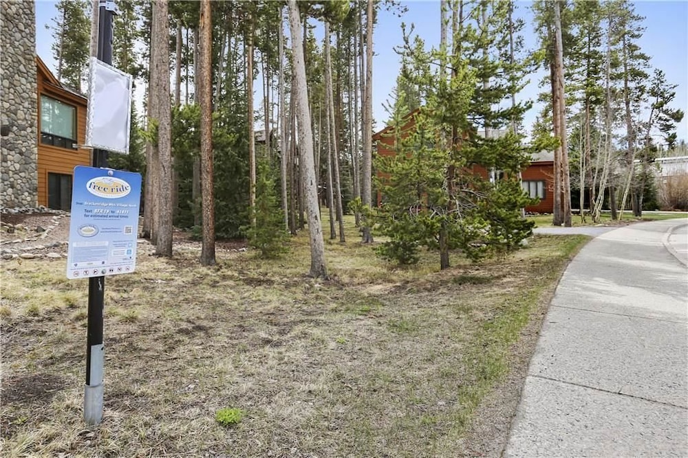 Deep Powder Home House