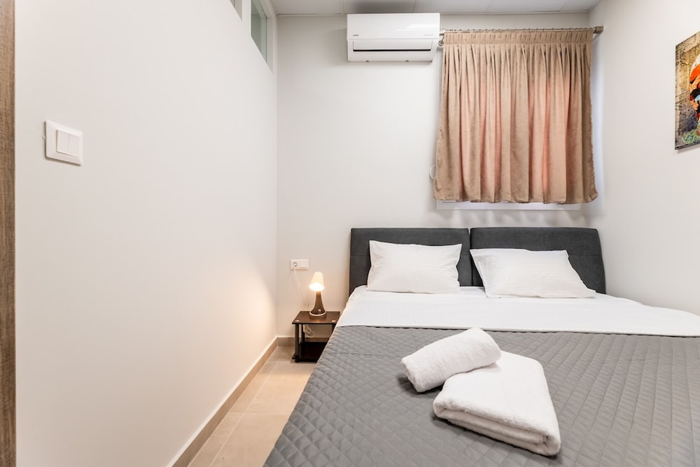 Euphoria Apartment in Nea Ionia
