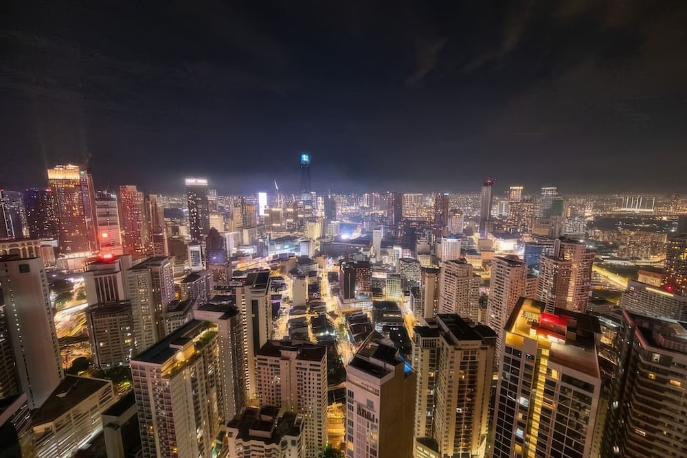 Pavilion Ceylon Hill Suites Apartments KL