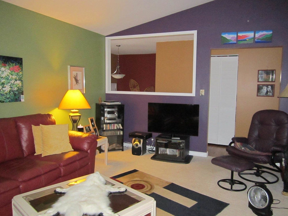 Creekside B & B