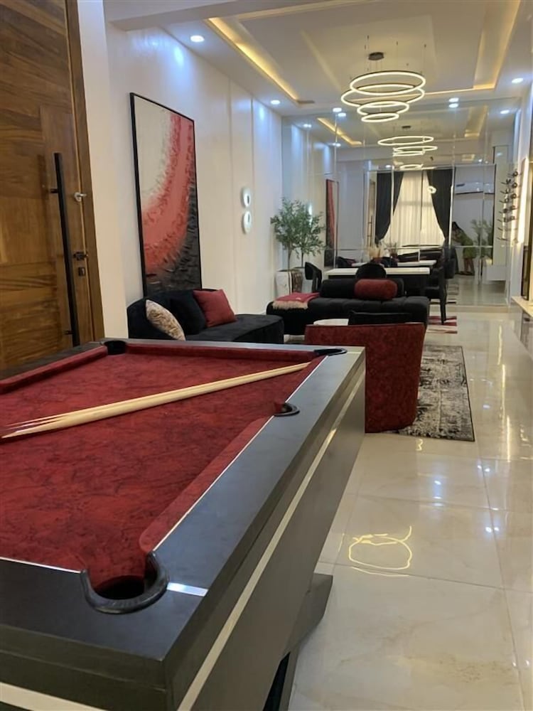 Spacious 2-bedroom apartment