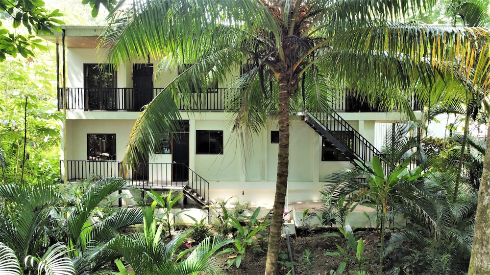 Riverside Apartments