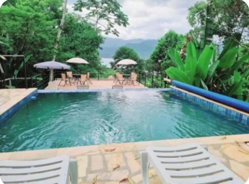 Yumi Chalés Ilhabela