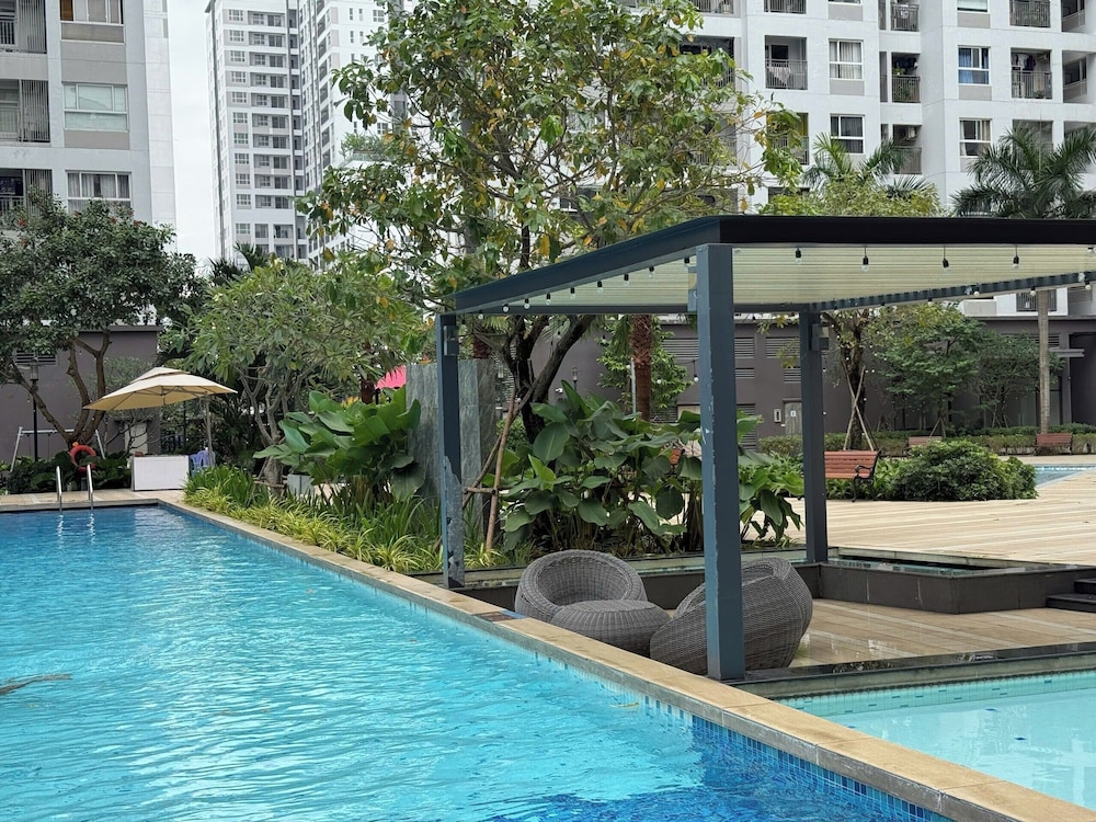 Lang Retreat Apartment Resort Pool Gym