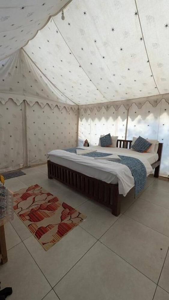barna dersert camp jaisalmer