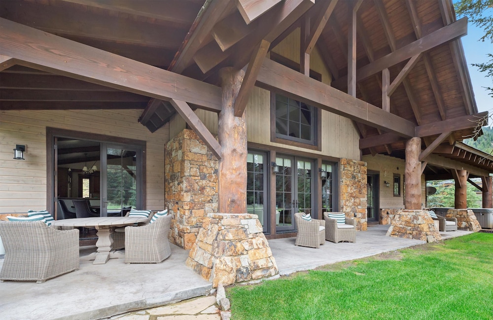 The Cabins At Snake River Sporting Club