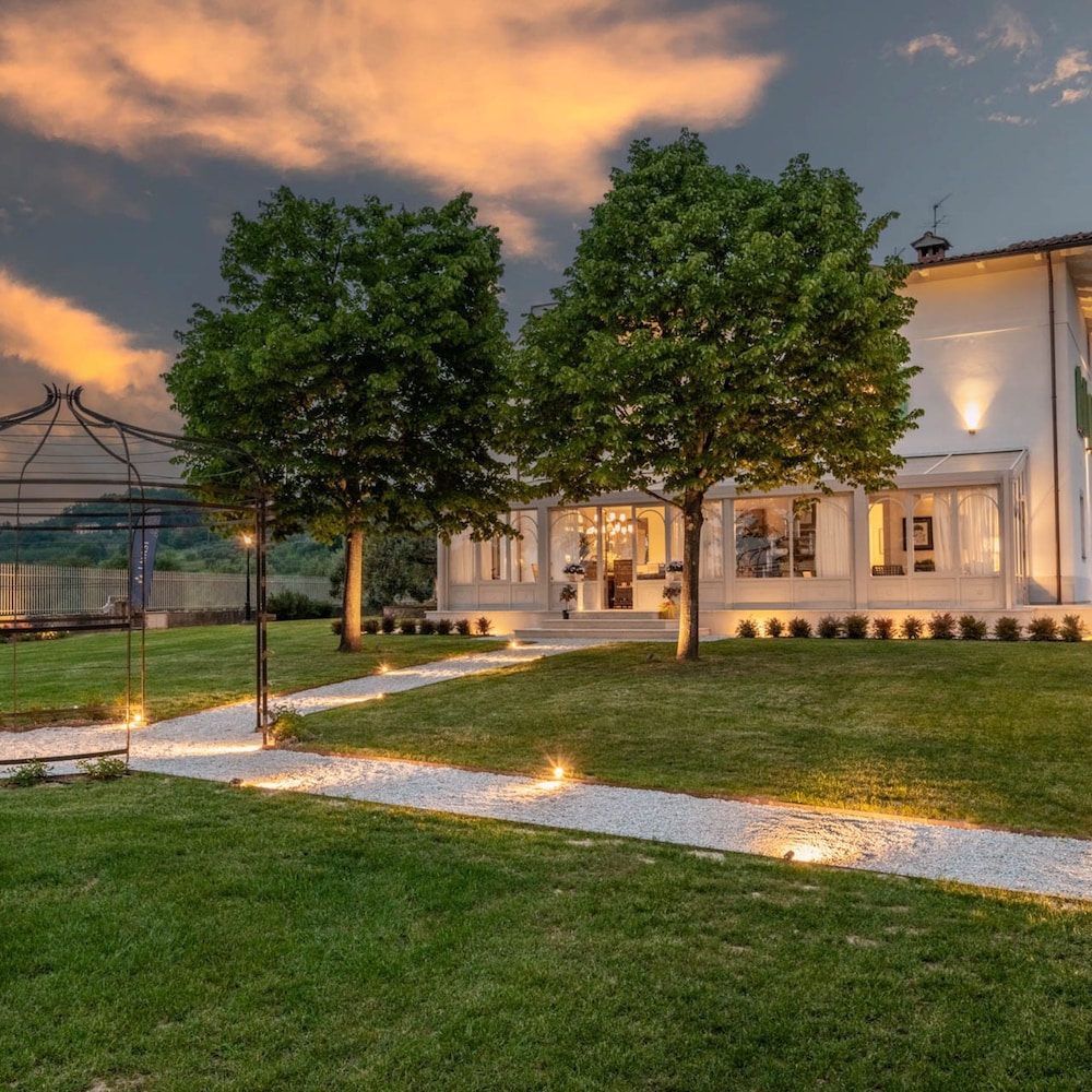 Villa Sunkiss at I Masi Winery