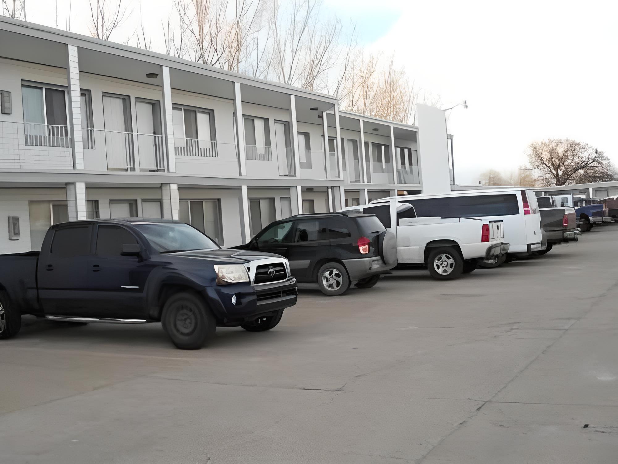 West Winds Motel