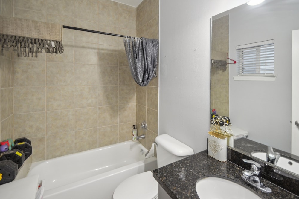 Stylish Houston Heights House 3 Bedroom Townhouse