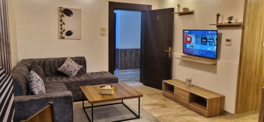 Unique 2bedroom at Abdoun 001