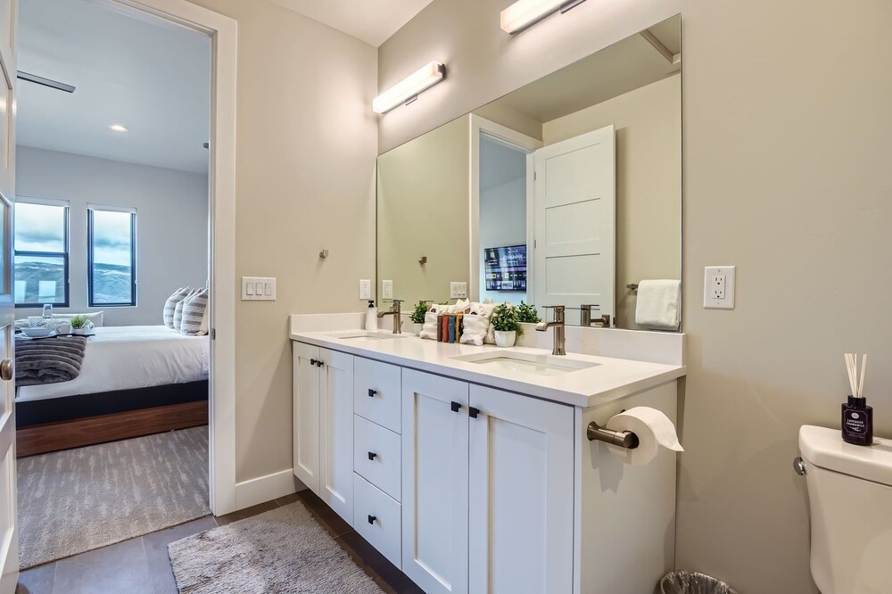 Deer Valley East Perfection On Vissen! 933 4 Bedroom Townhouse