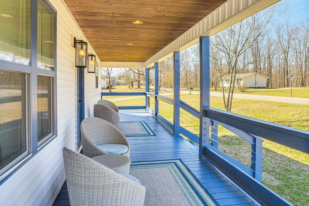 Boat, Fish & Hike: Smithville Home w/ Deck & Yard
