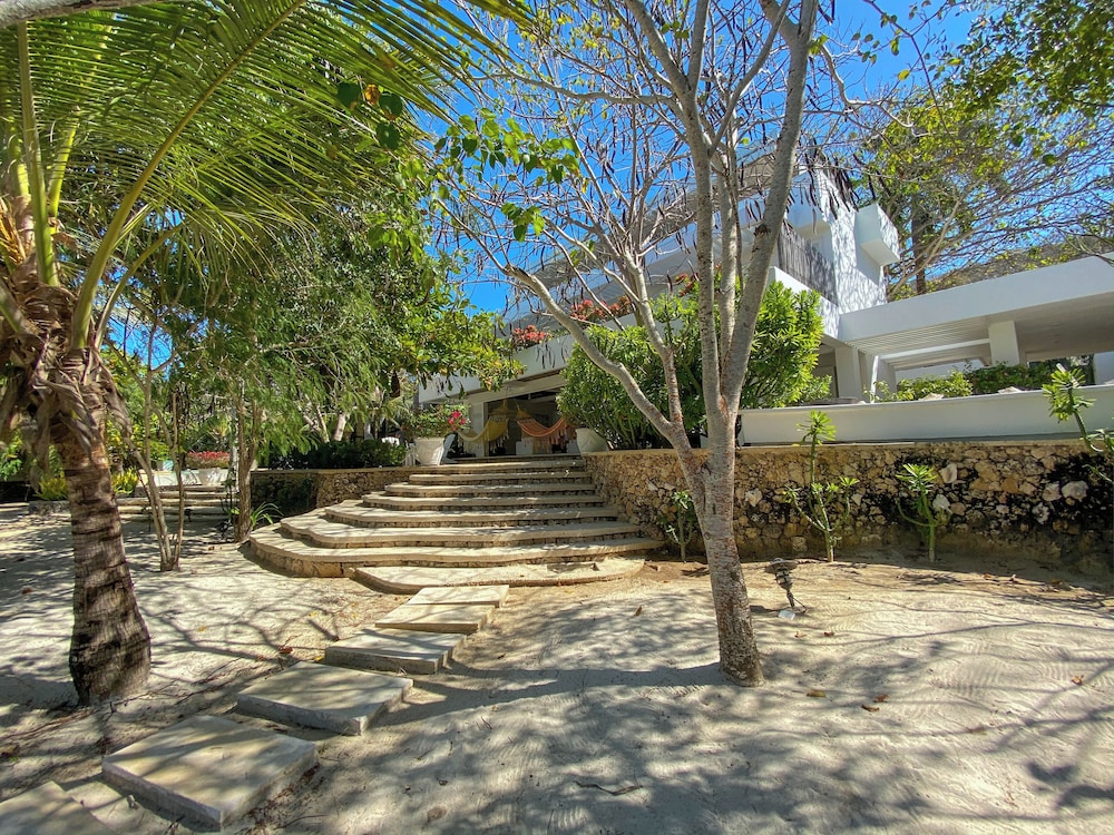 Villa  Deluxe Los Cocos - Property Image 4