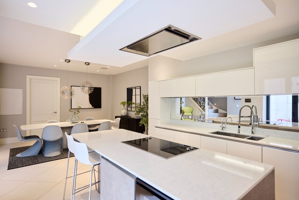 The Regent s Park Scenery - Spacious 3bdr House w Garden and Study Room