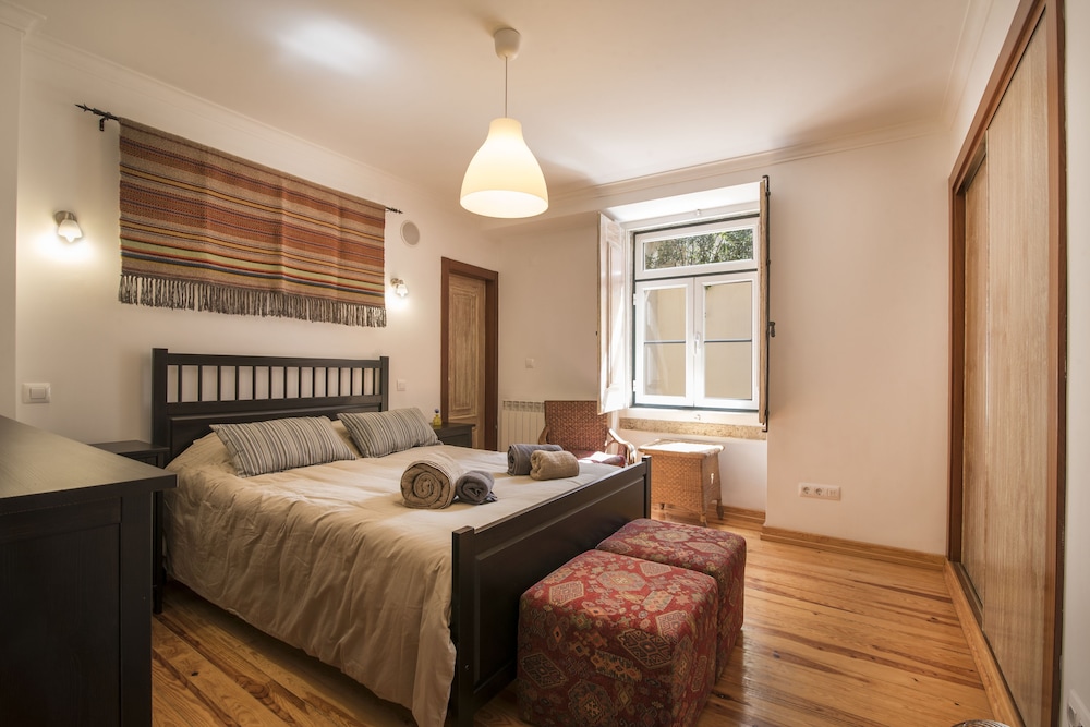 Grand Parliment Duplex by Homing