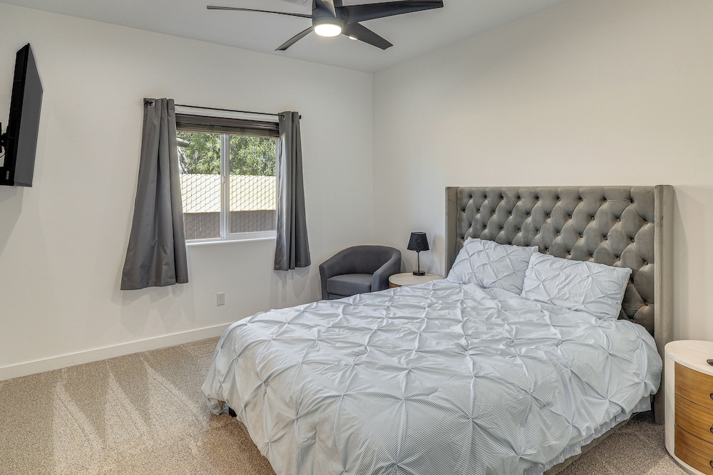 2 Mi to Colorado River! Home w/ Dog-friendly Yard