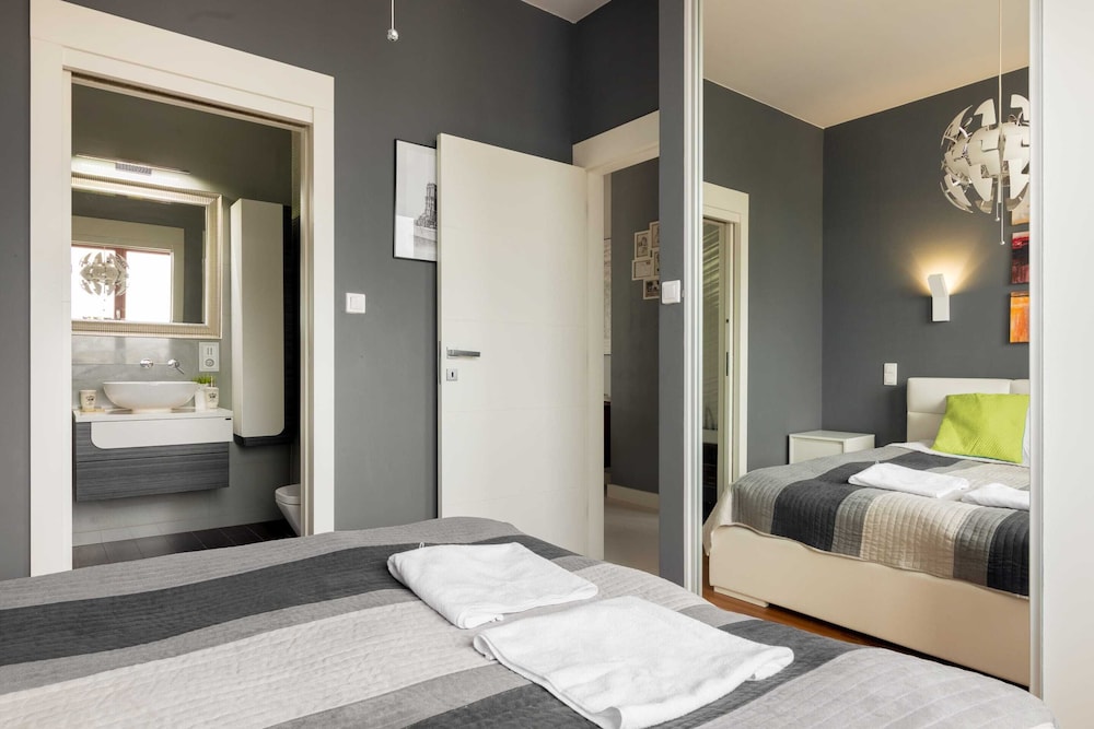 Hlonda Deluxe Apartment with Terrace view 3