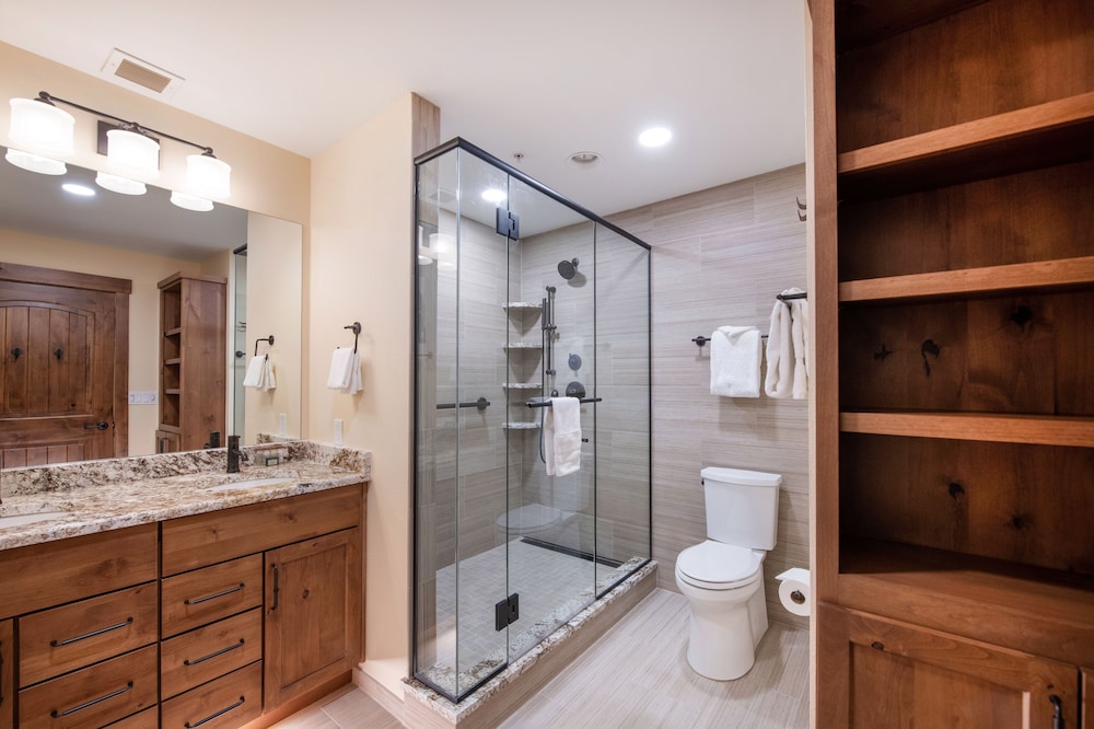 Winter Park CO Condos - Zephyr Mountain Lodge