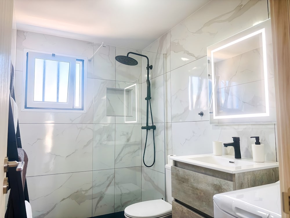 Apartment Bellissima With Pool and Wi-fi, 200m From the sea in Puerto del Carmen