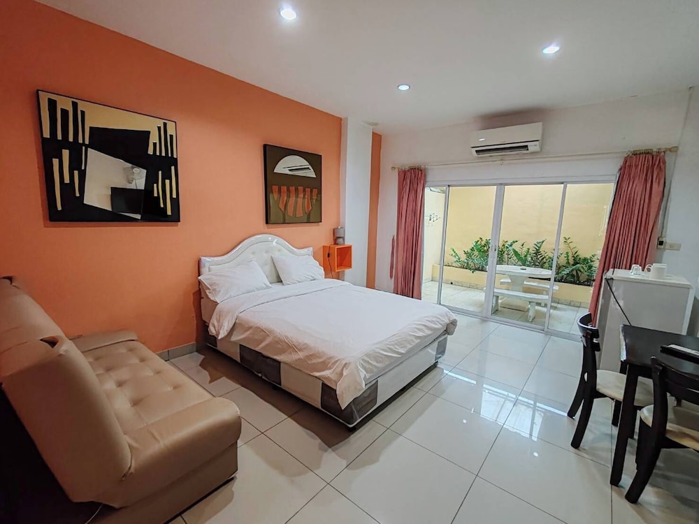 Jomtien Hostel