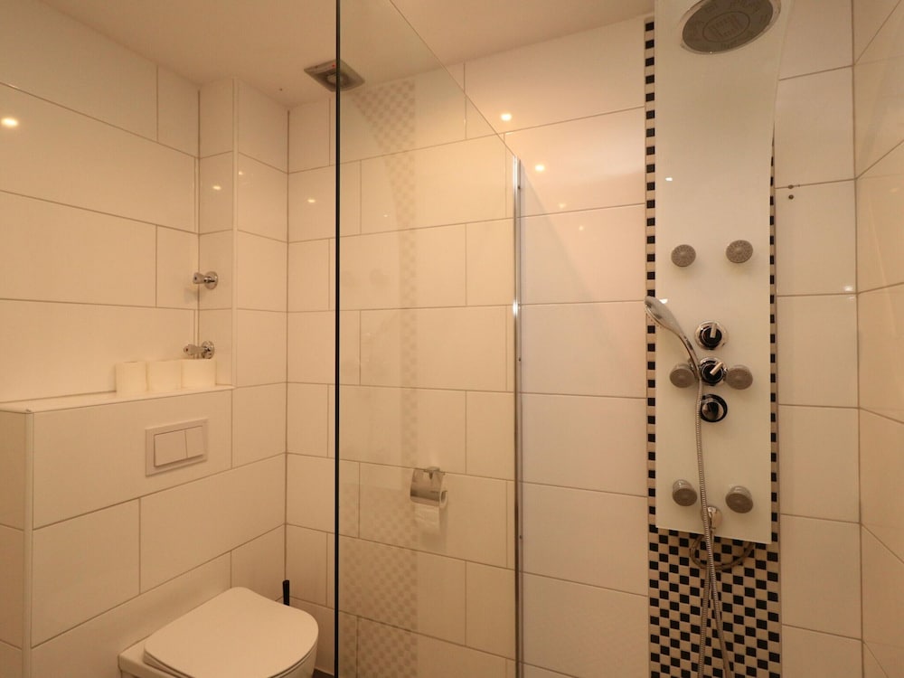 Apartment in Essen With Balcony & Garden