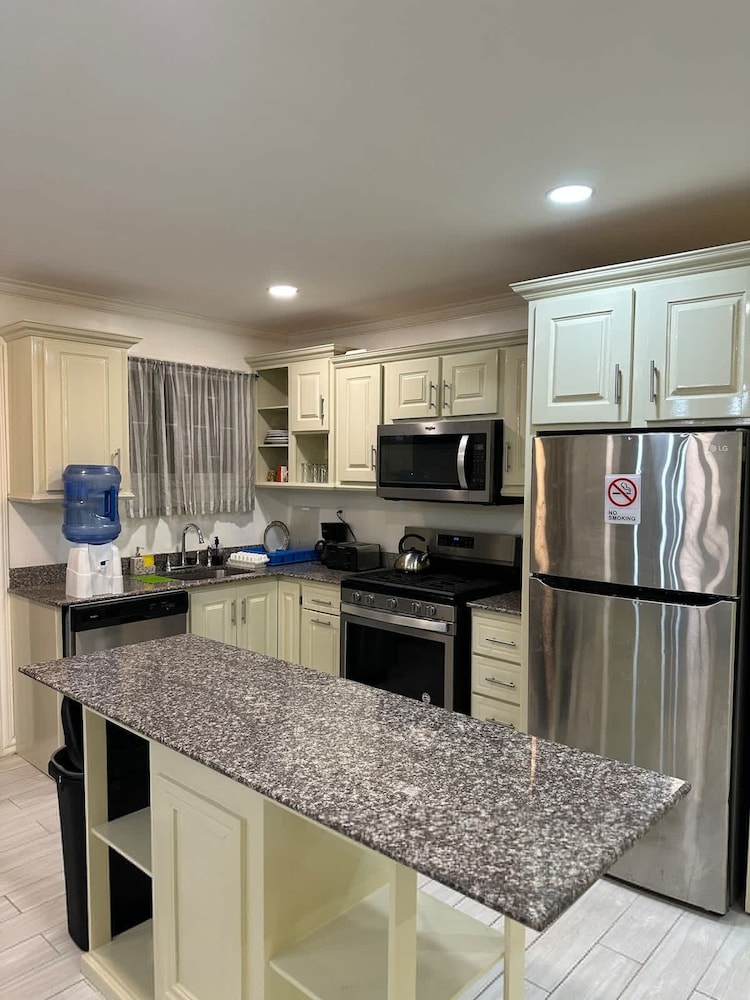 Gentlemen s Suite 3 Bedroom