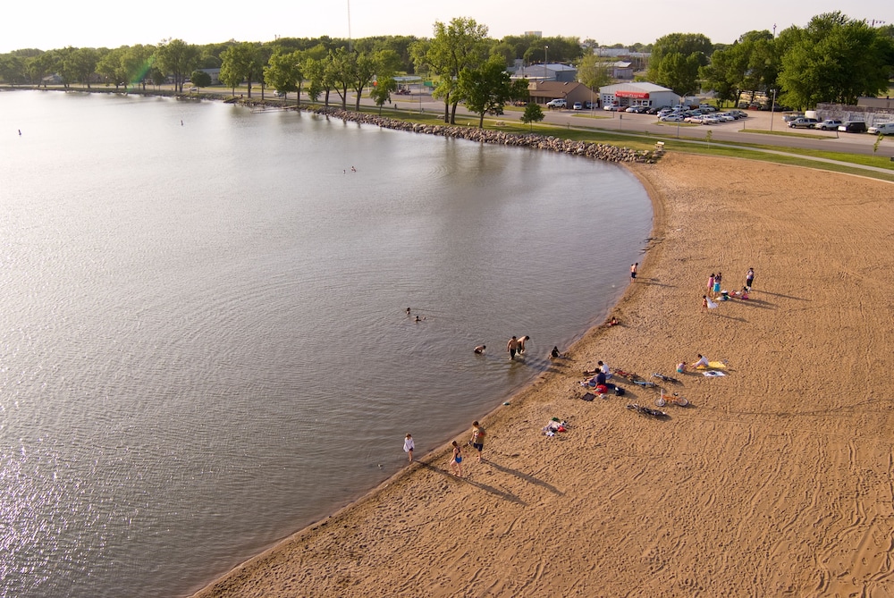 King's Pointe Waterpark Resort - Property Image 15
