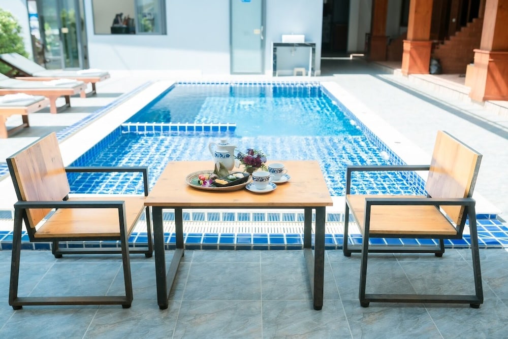 Coconut Grove Hotel Samui - Hostel