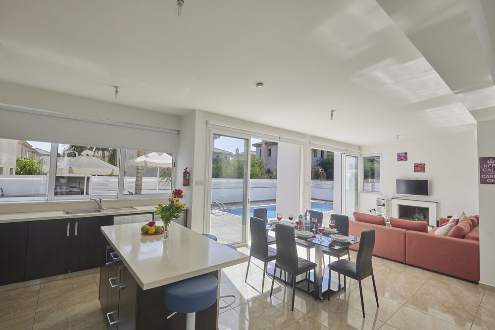 Protaras Pearl Villa Pe17