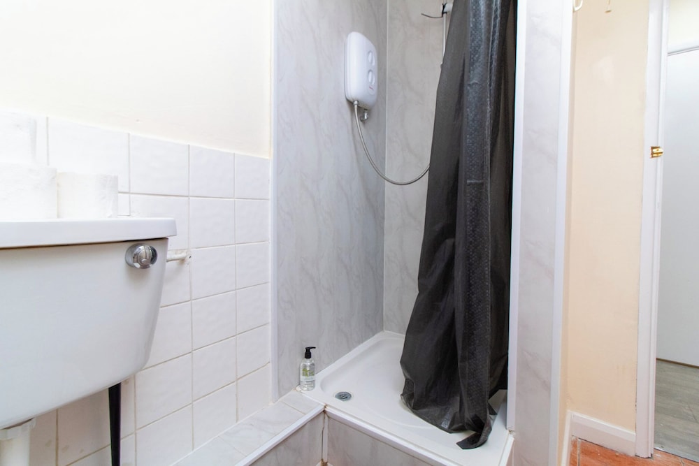 Brookvale Guest House Room 4