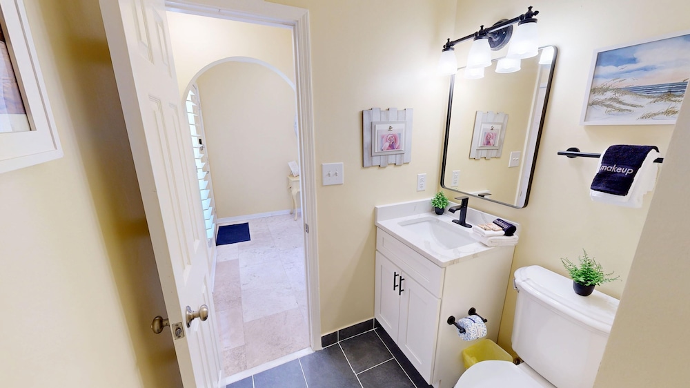 Mainsail T/h #3 2 Bedroom Townhouse