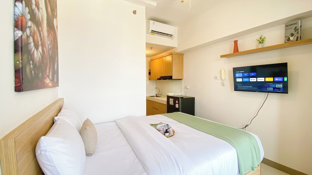 Modern And Tranquil Studio At Apartment Tokyo Riverside Pik 2
