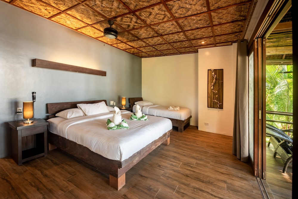 Siargao Inn Beach Resort