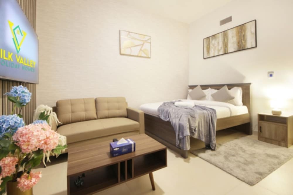 Silk Valley-Prime located cozy studio