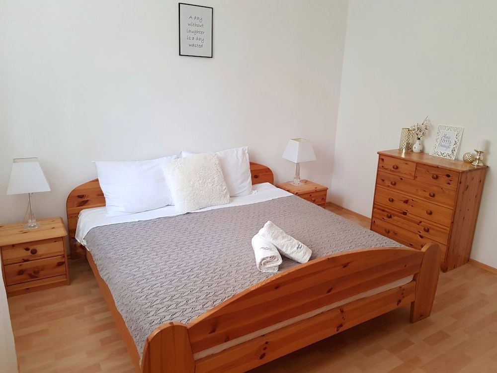 Nicely decorated apartment Neda view 3
