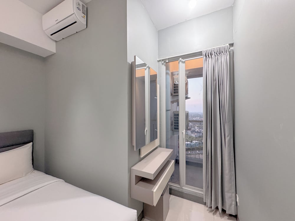 Minimalist 2Br And Well Design Room At Benson Supermall Mansion Apartment
