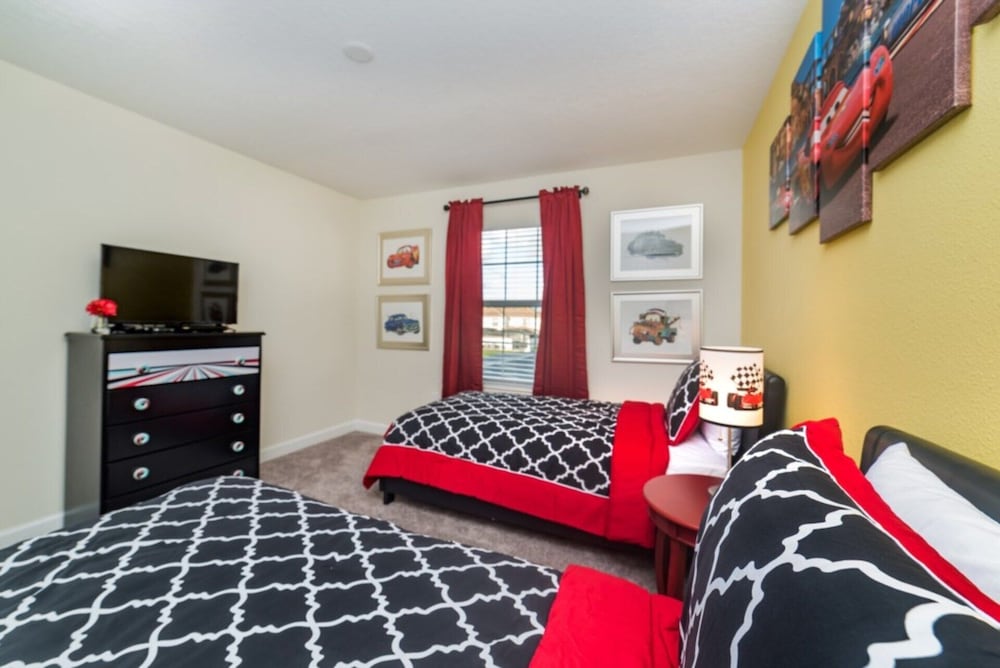 Rent a Luxury Townhome on Storey Lake Resort, Minutes From Disney, Orlando Townhome 1004 - Image 5