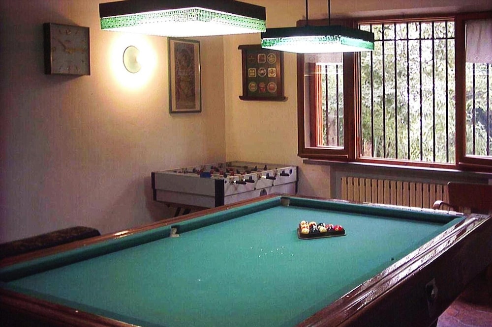 Farmhouse in Fano With Pool & Adriatic Views
