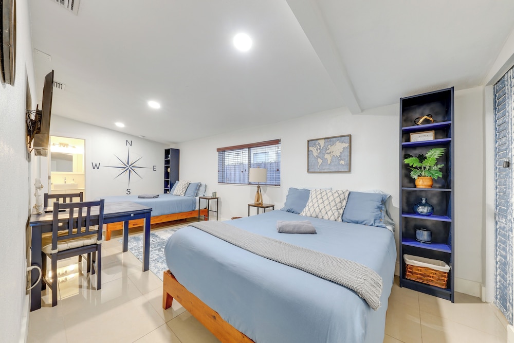 3 Mi to Beach: Pet-friendly Fort Lauderdale Home! view 3