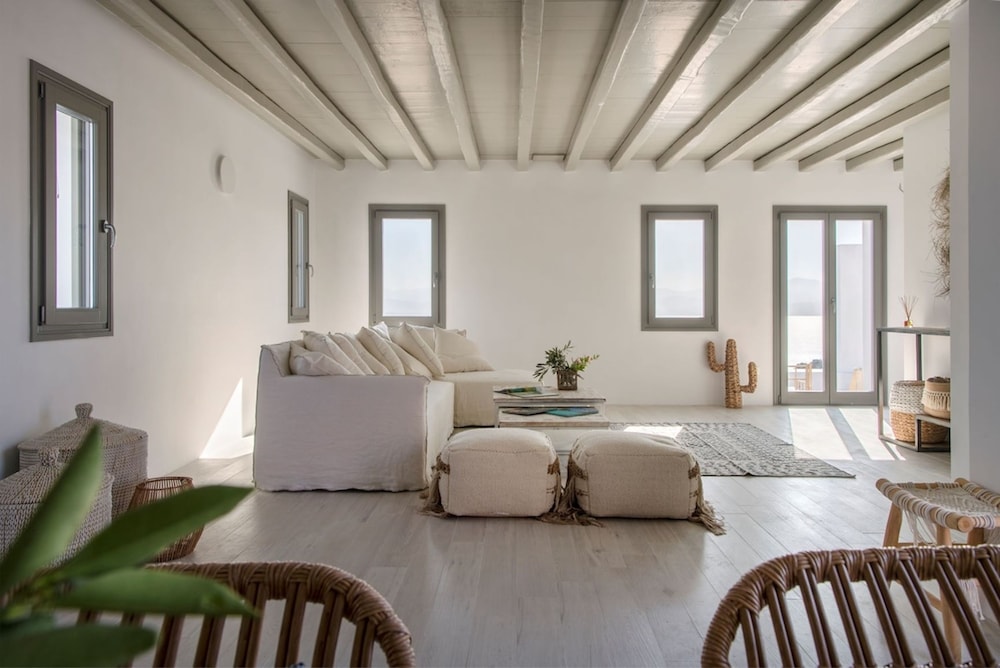 Rising Sun sea View Villa Near the Beach Paros