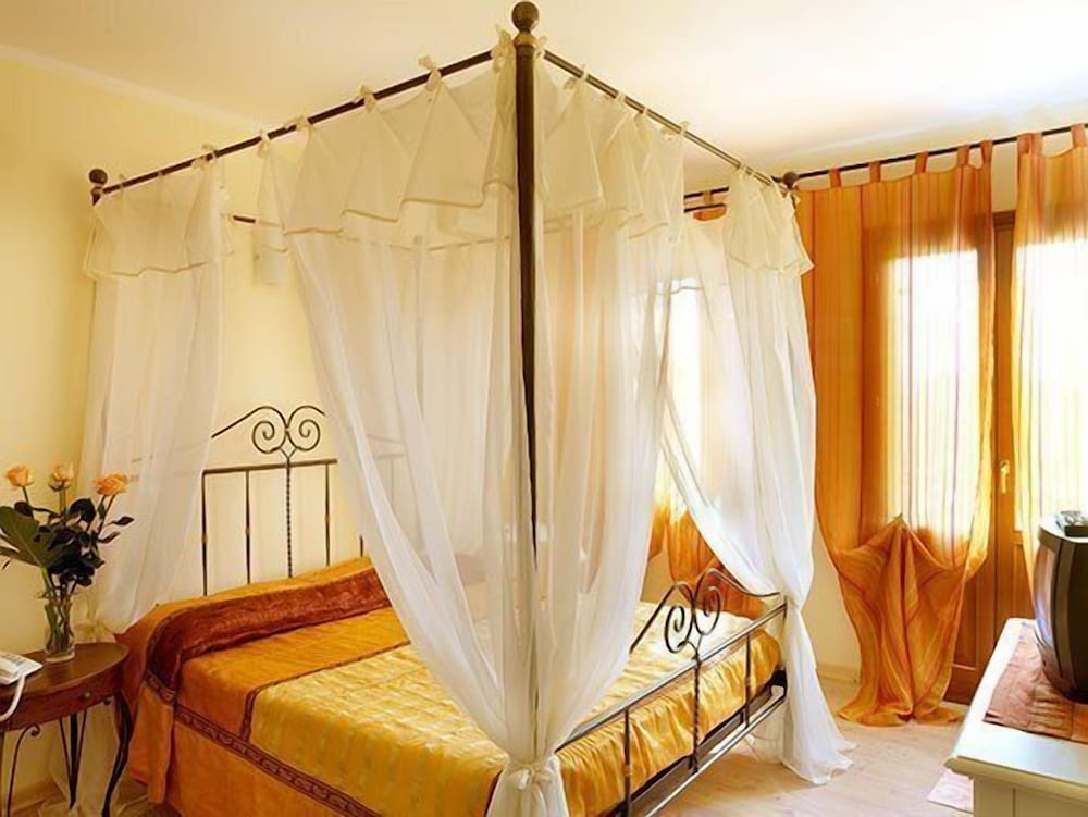 Agriturismo Borgo Tecla